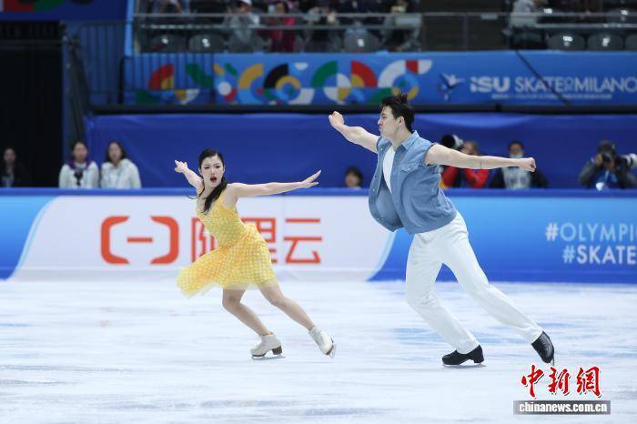 手长冈柚奈, 冰资格赛在 手长冈柚奈, 冰资格赛在