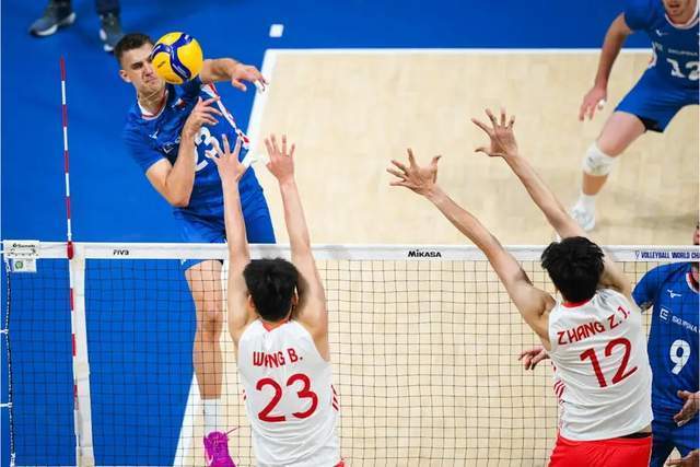 进行, 分犀利, 次发球直接 进行, 分犀利, 次发球直接